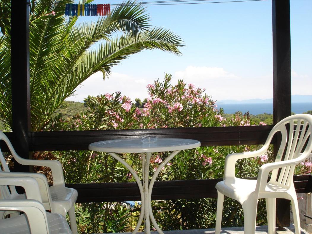 Ilias Appartements Tsaprounis Ellinika  Bagian luar foto