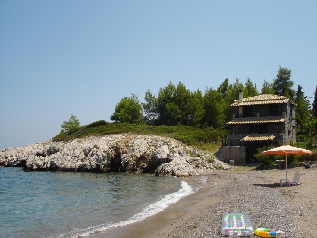 Ilias Appartements Tsaprounis Ellinika  Bagian luar foto